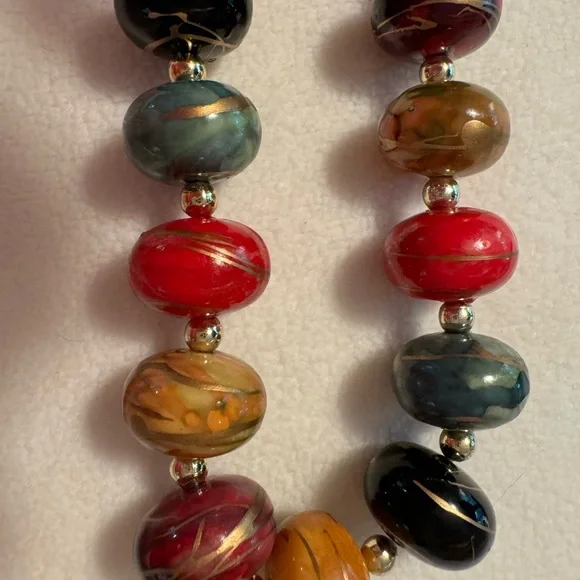 Vintage bead necklace SIGNED Painted wooden beads! Rare.HIGH END STYLE Mint con… - Picture 5 of 10